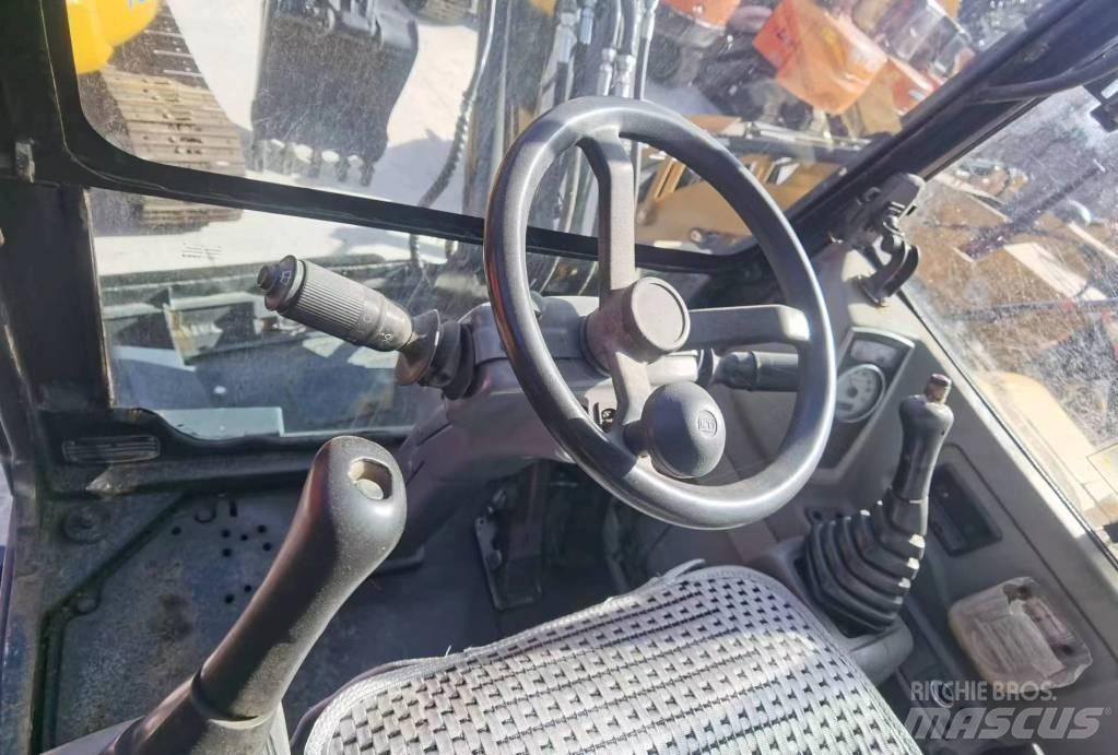 Hyundai Robex 60 W Колёсные экскаваторы