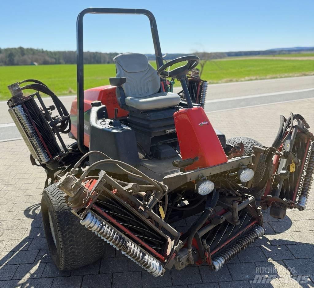 Jacobsen LF4677 Самоходные газонокосилки