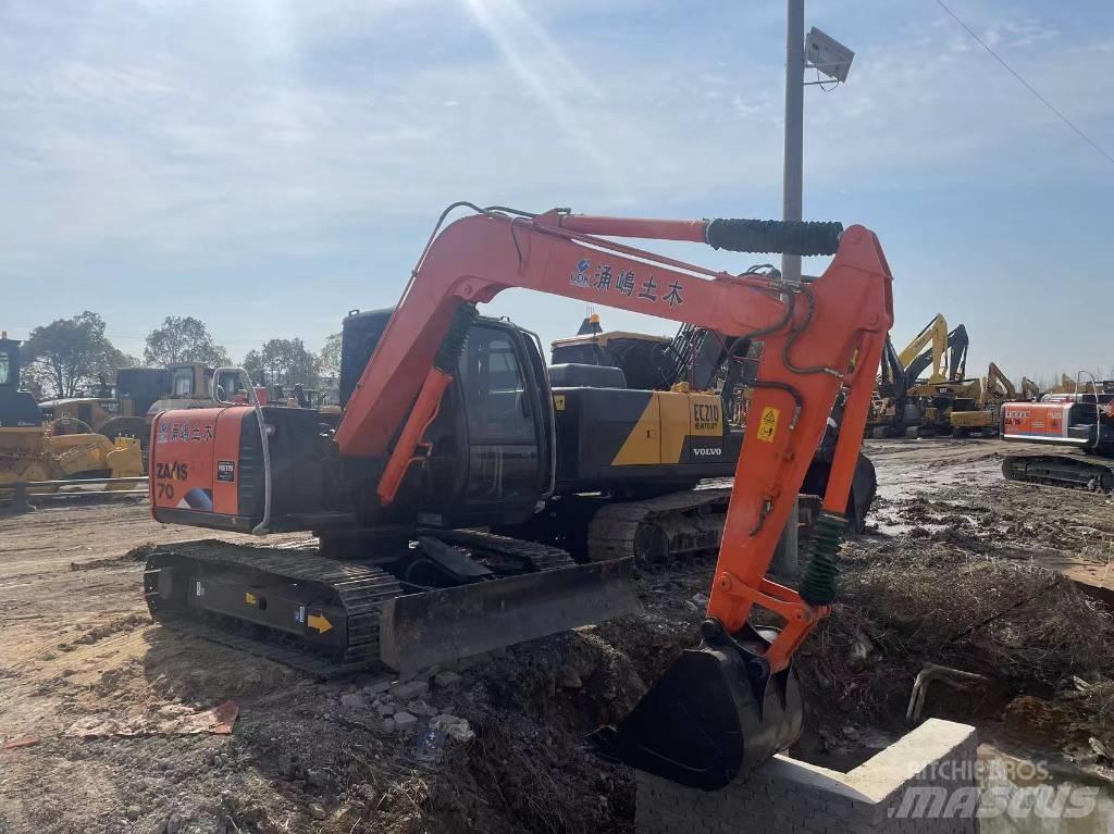 Hitachi 60 Гусеничные экскаваторы