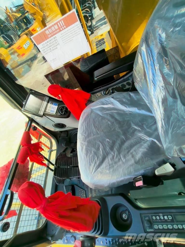 Komatsu PC 220-8 Гусеничные экскаваторы