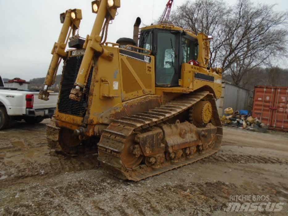 CAT D 8 T Гусеничные бульдозеры
