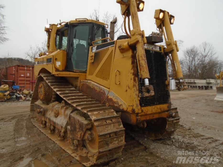CAT D 8 T Гусеничные бульдозеры