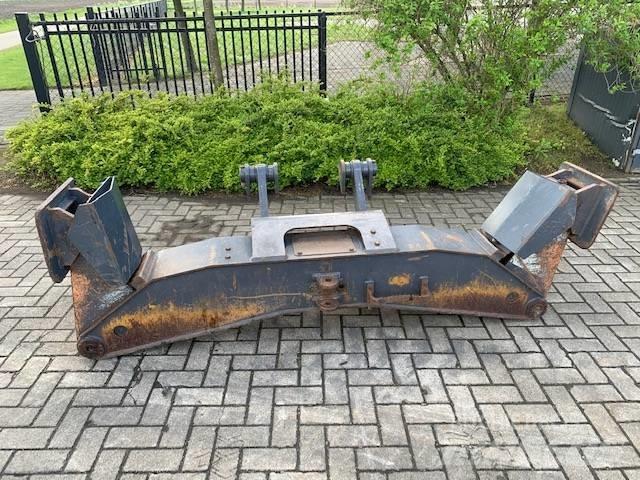 Doosan Outriggers Рамы и шасси