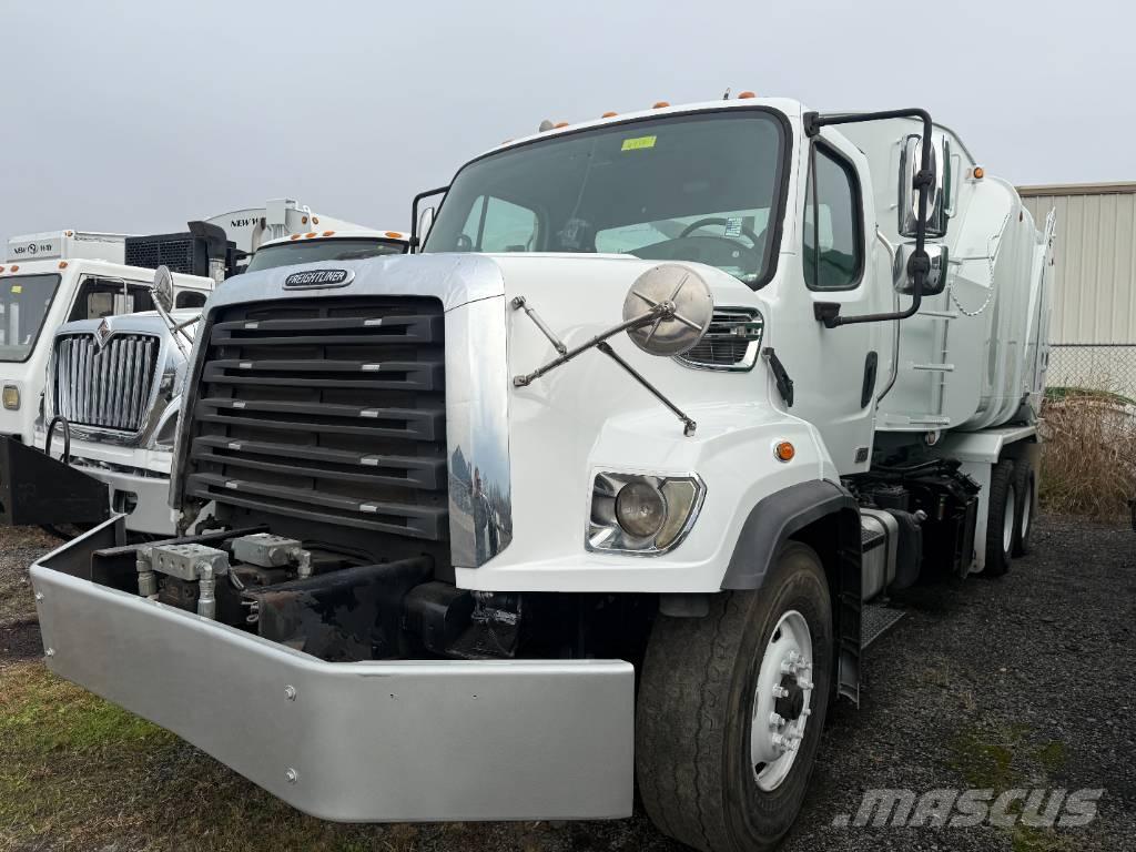 Freightliner 108SD Мусоровозы