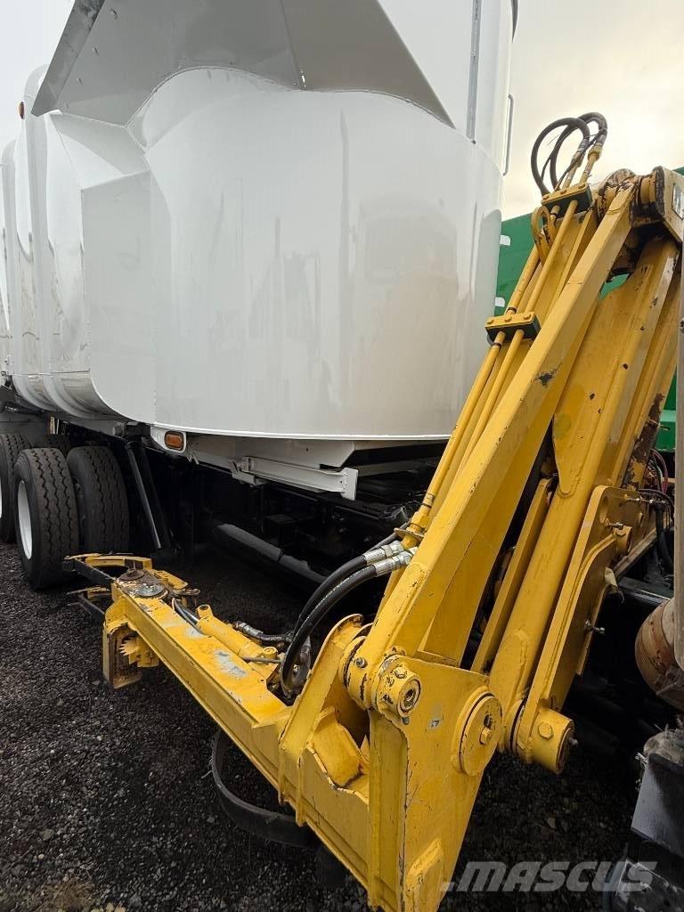 Freightliner 108SD Мусоровозы