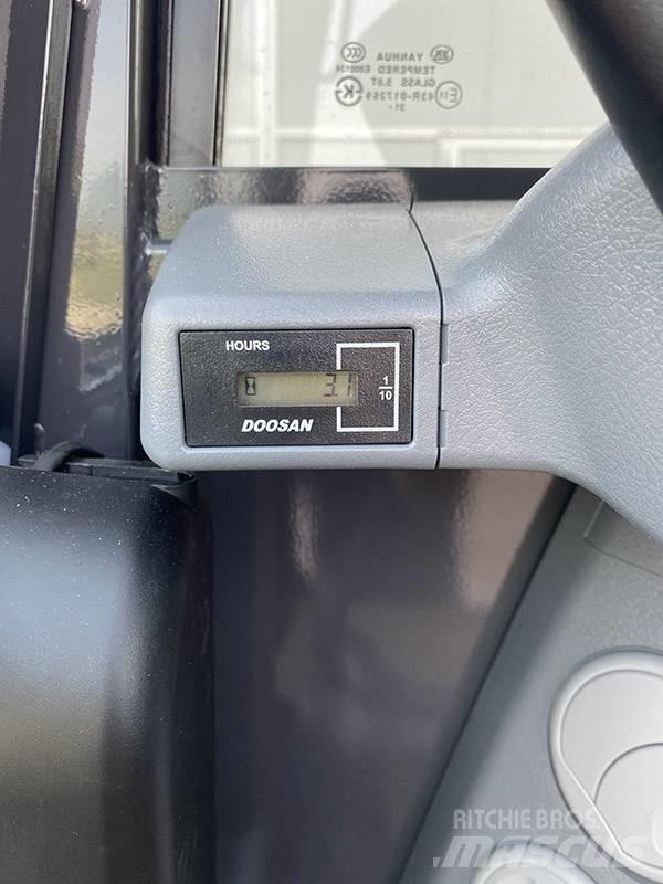 Doosan DX 63-3 Мини-экскаваторы