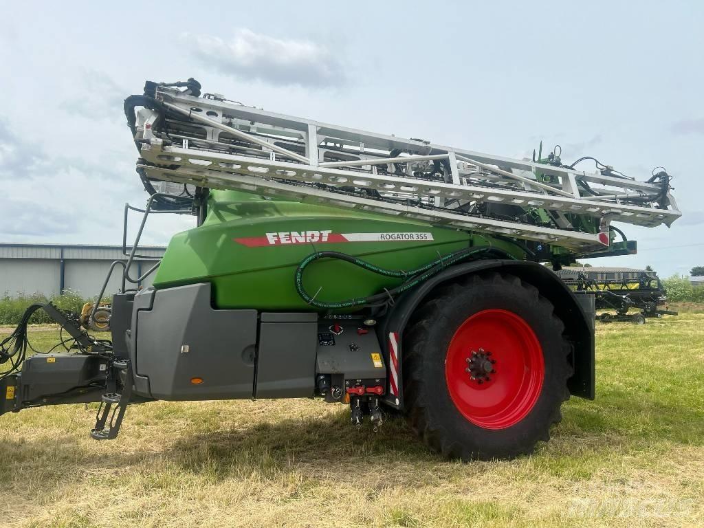 Fendt Rogator 355 Прицепные опрыскиватели