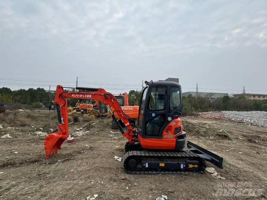 Kubota U 35 Мини-экскаваторы