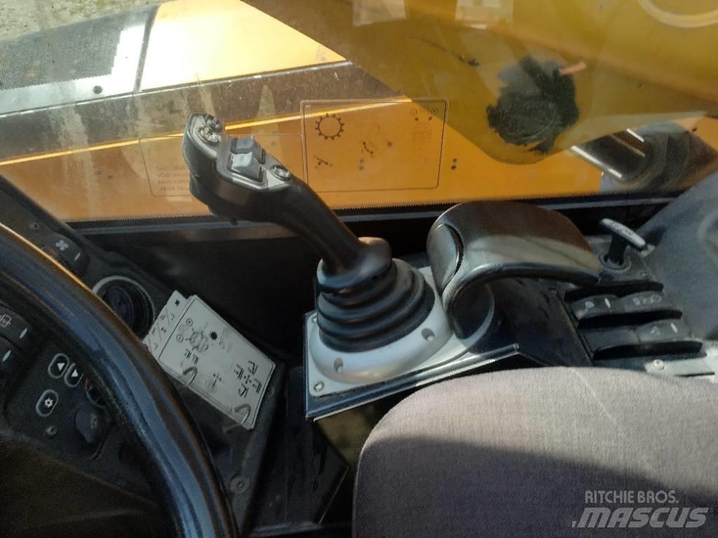 JCB 541 AGS Сельскохозяйственные телескопические погрузчики