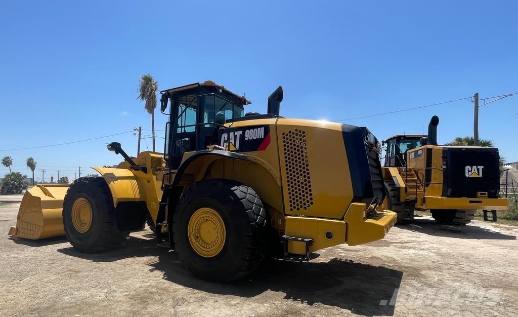 CAT 980M Фронтальные погрузчики
