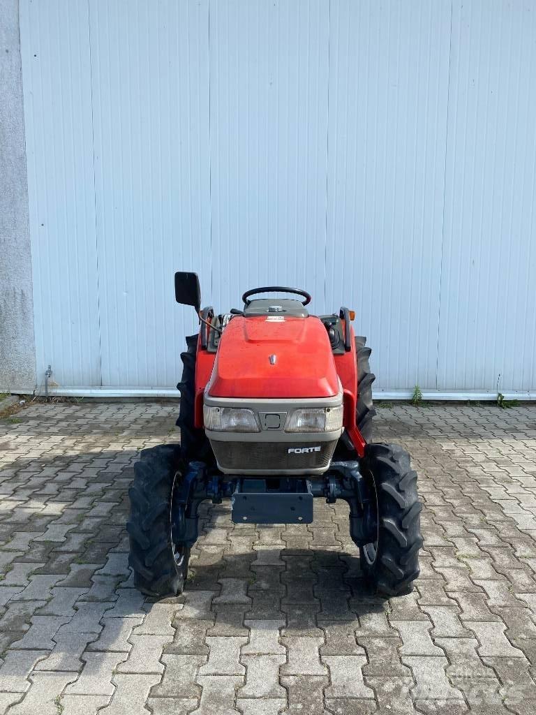 Yanmar F220 Коммунальные тракторы