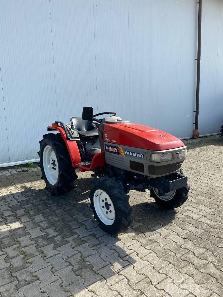 Yanmar F220 Коммунальные тракторы