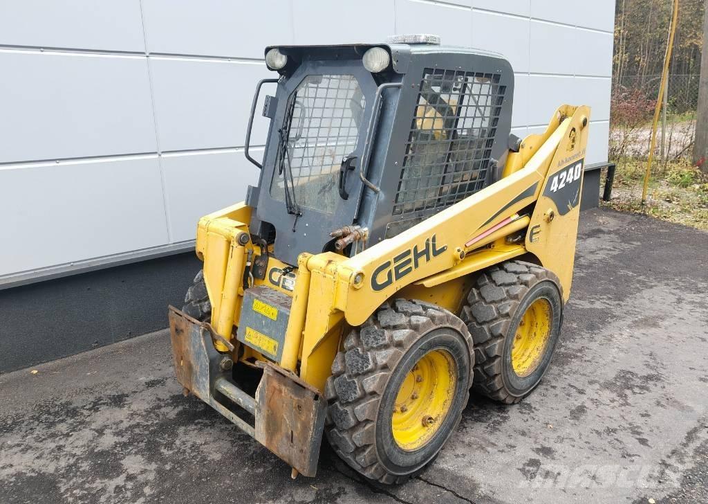 Gehl 4240 E Мини-погрузчики