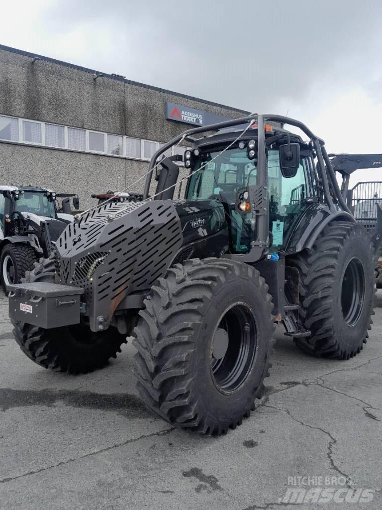 Valtra T 175 ED Лесохозяйственные тракторы