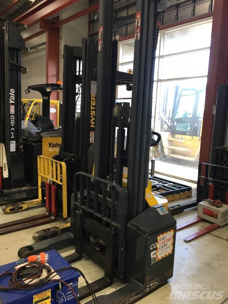 Combilift CombiWR Ручные штабелёры с электроподъёмом