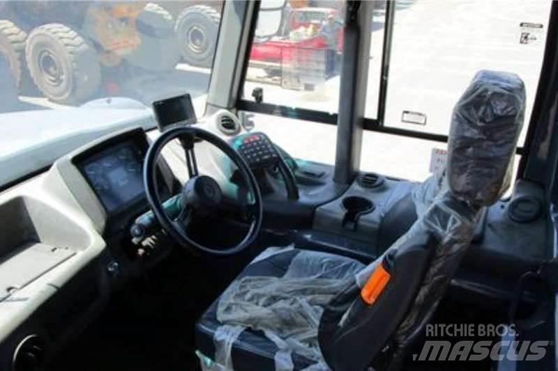 Bell B30D Шарнирно-сочленённые самосвалы