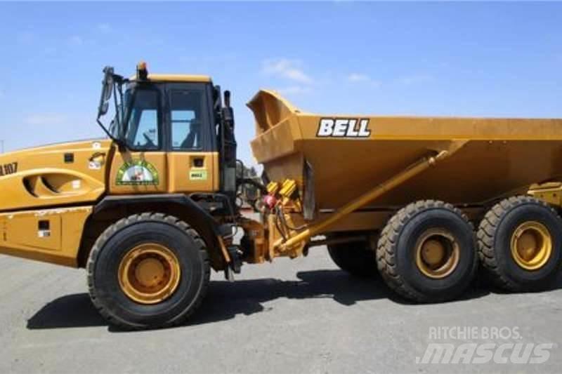 Bell B30D Шарнирно-сочленённые самосвалы