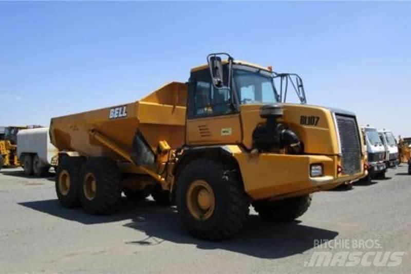 Bell B30D Шарнирно-сочленённые самосвалы