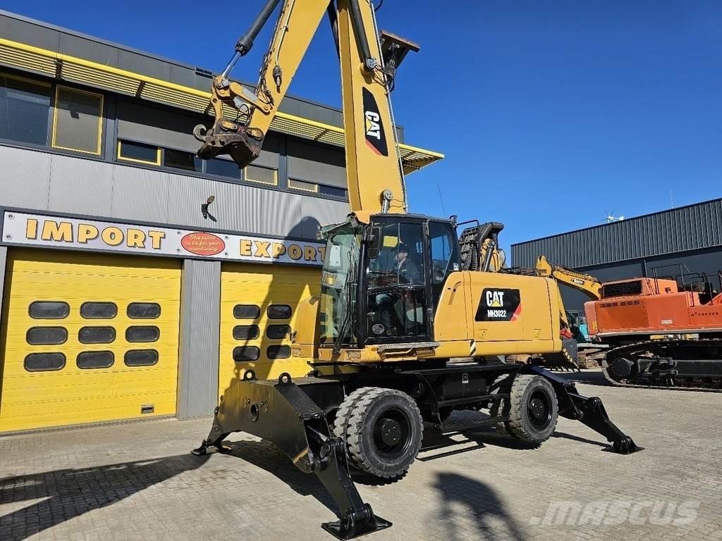 CAT MH 3022 Колёсные экскаваторы