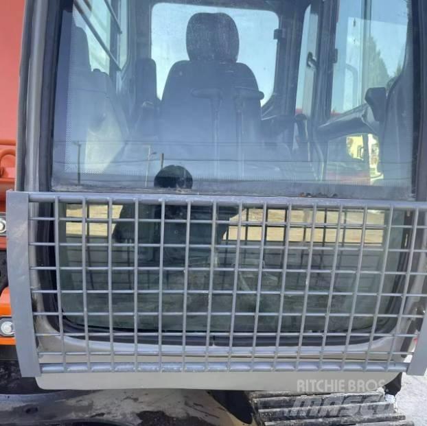 Hitachi ZX120 Гусеничные экскаваторы