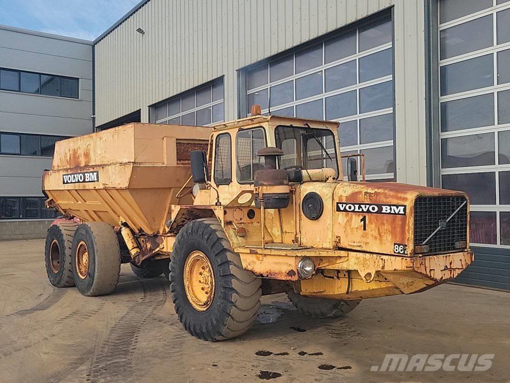 Volvo BM 861 Шарнирно-сочленённые самосвалы