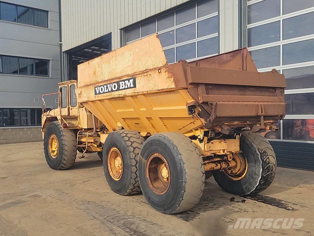 Volvo BM 861 Шарнирно-сочленённые самосвалы