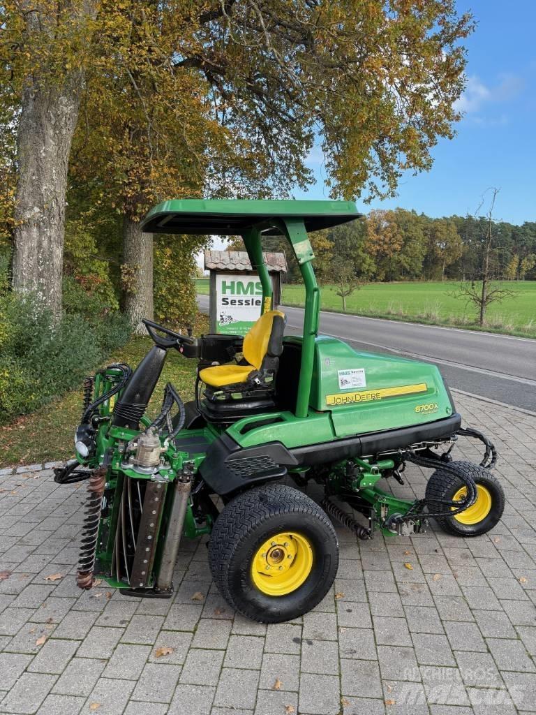 John Deere 8700 A Косилки фарватера