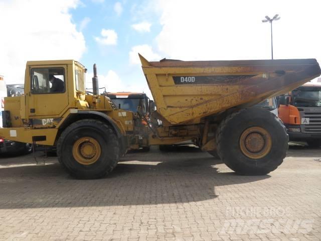 CAT  D40 Dumper Шарнирно-сочленённые самосвалы
