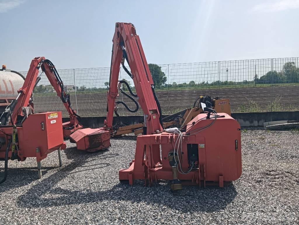 Maschio LARA 850 T Прицепные кормоуборочные комбайны