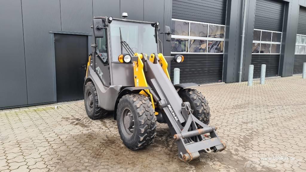 Mecalac AX 700 Фронтальные погрузчики