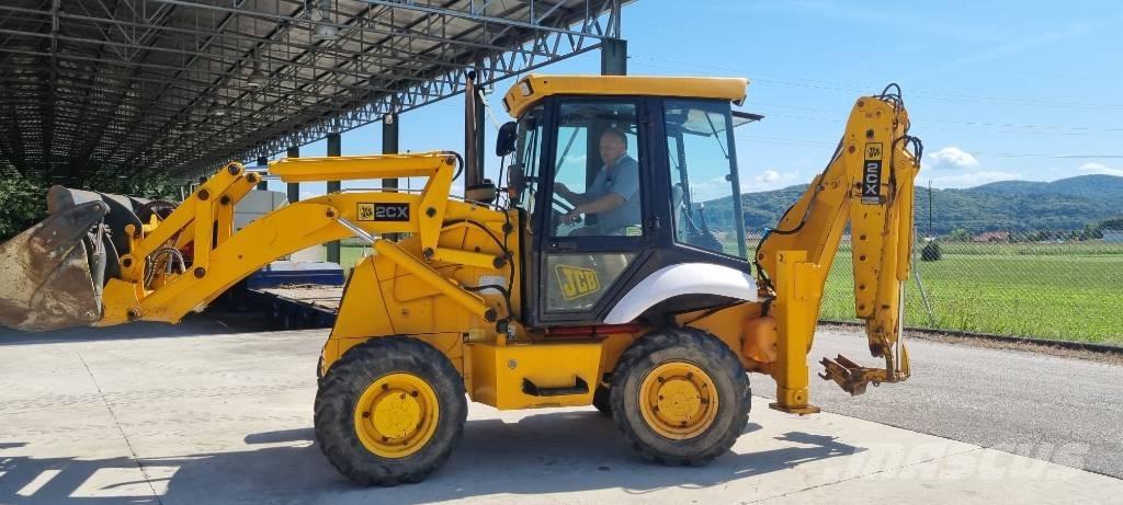 JCB 2cx Экскаваторы-погрузчики