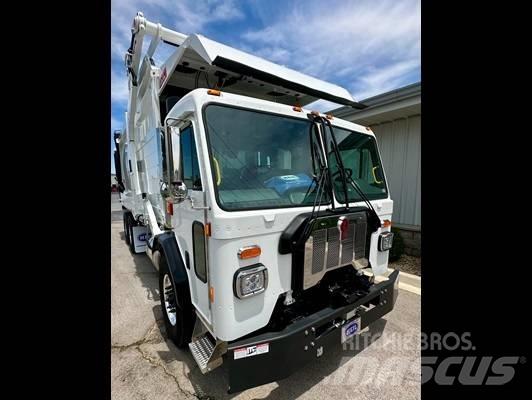 Kenworth L 770 Шасси с кабиной