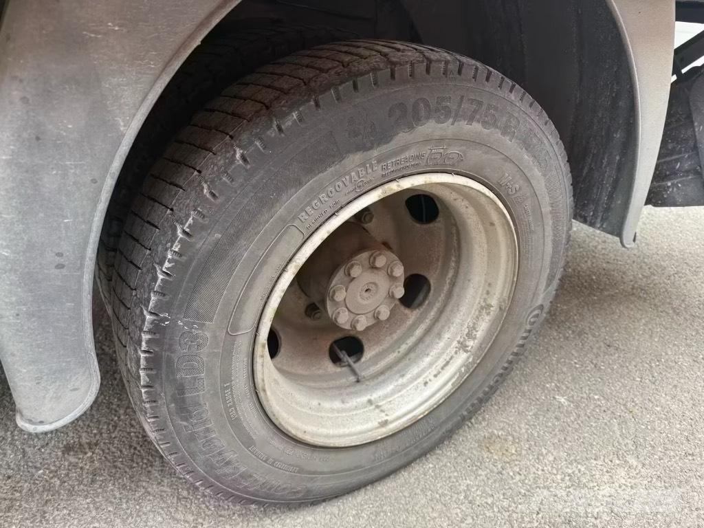 Mercedes-Benz 816 Грузовики-Фургоны