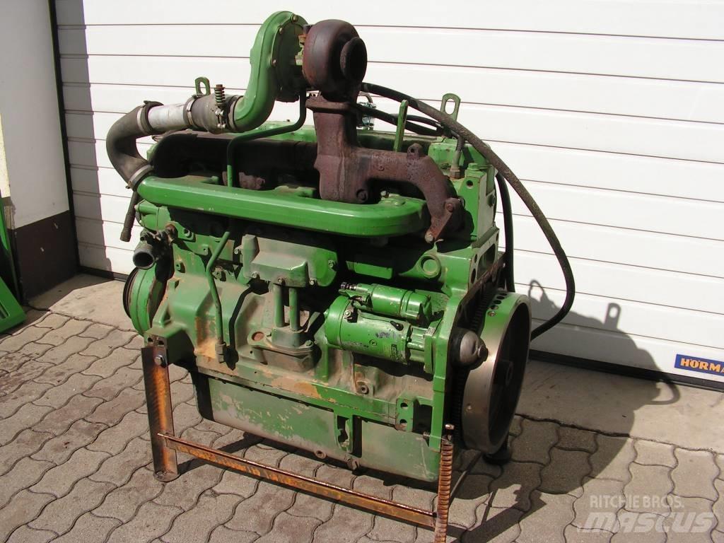 John Deere 2264 Двигатели