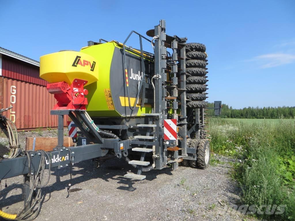 Junkkari W700 Комбинированные сеялки