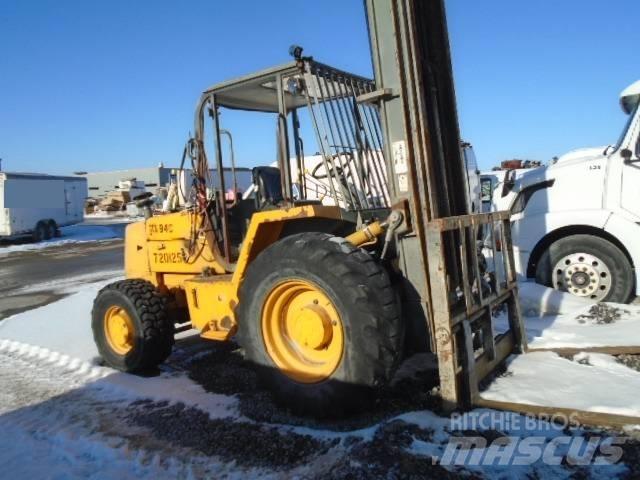 JCB 940 Внедорожные погрузчики