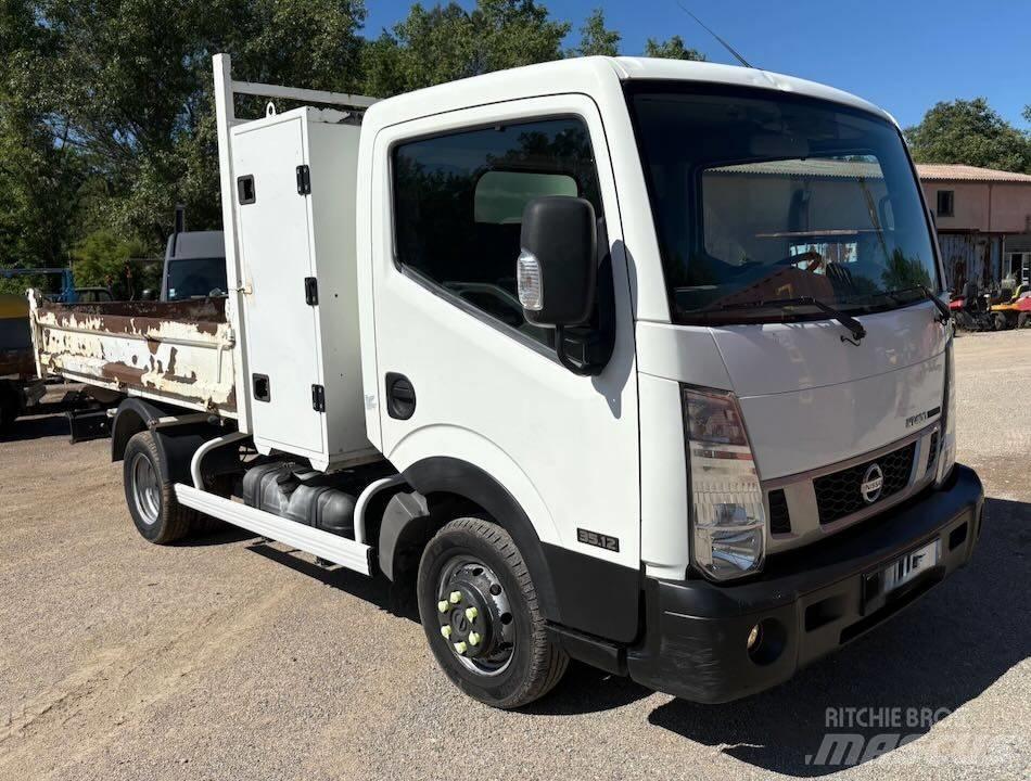 Nissan CABSTAR 35.12 Бортовые фургоны