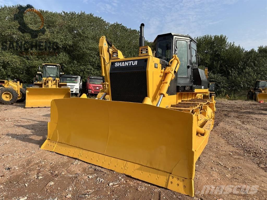 Shantui SD22 Гусеничные бульдозеры