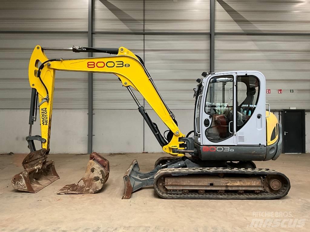 Neuson 8003 Малые экскаваторы 7т-12т