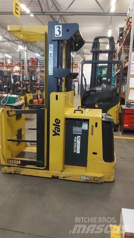 Yale MO10E Горизонтальные комплектовщики