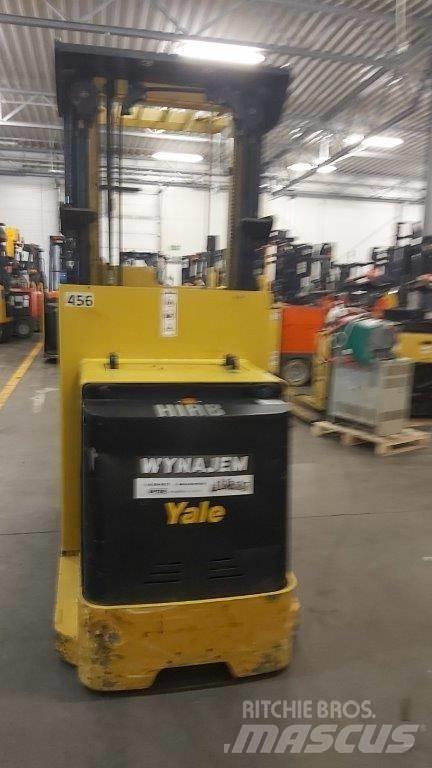 Yale MO10E Горизонтальные комплектовщики