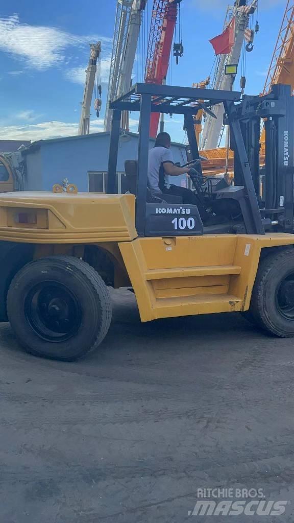 Komatsu 10 Ton Дизельные погрузчики