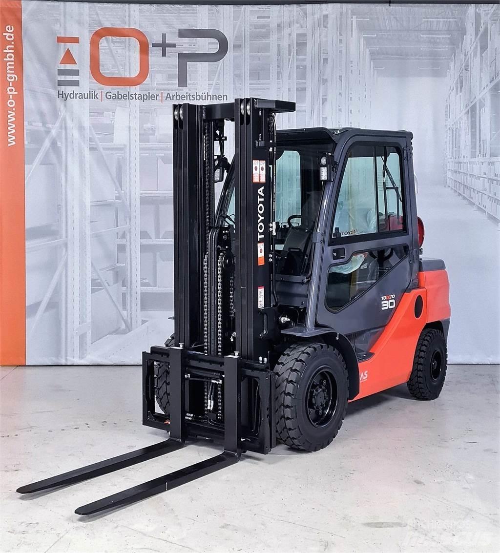 Toyota 02-8FGF30 Газовые погрузчики