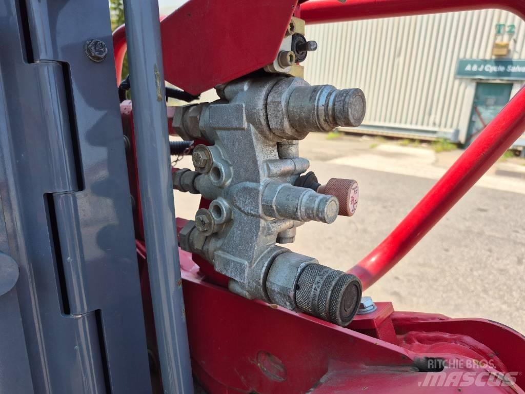Takeuchi TL 6 R Мини-погрузчики