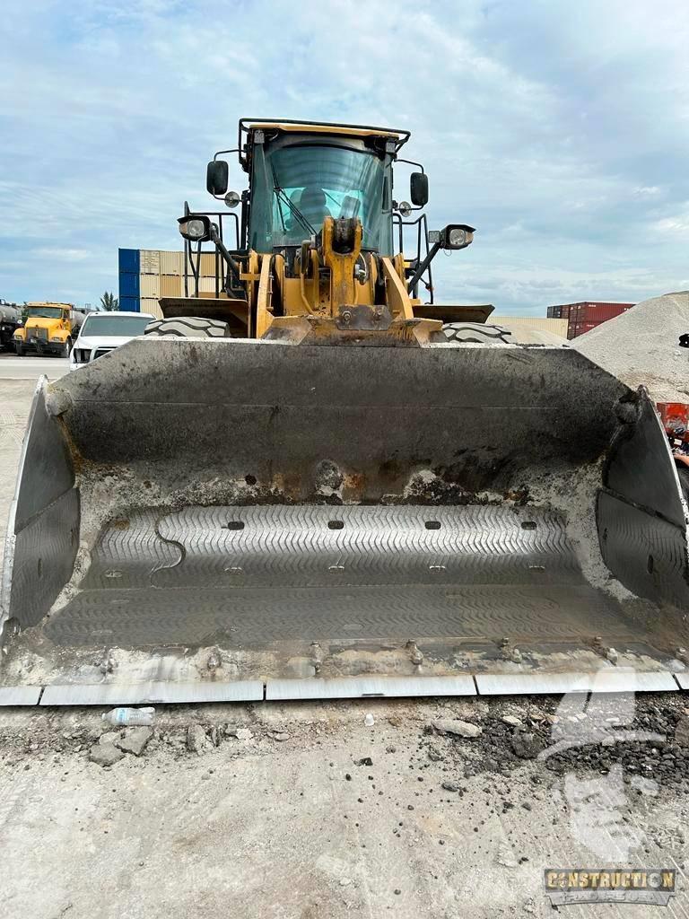 CAT 966 K Фронтальные погрузчики