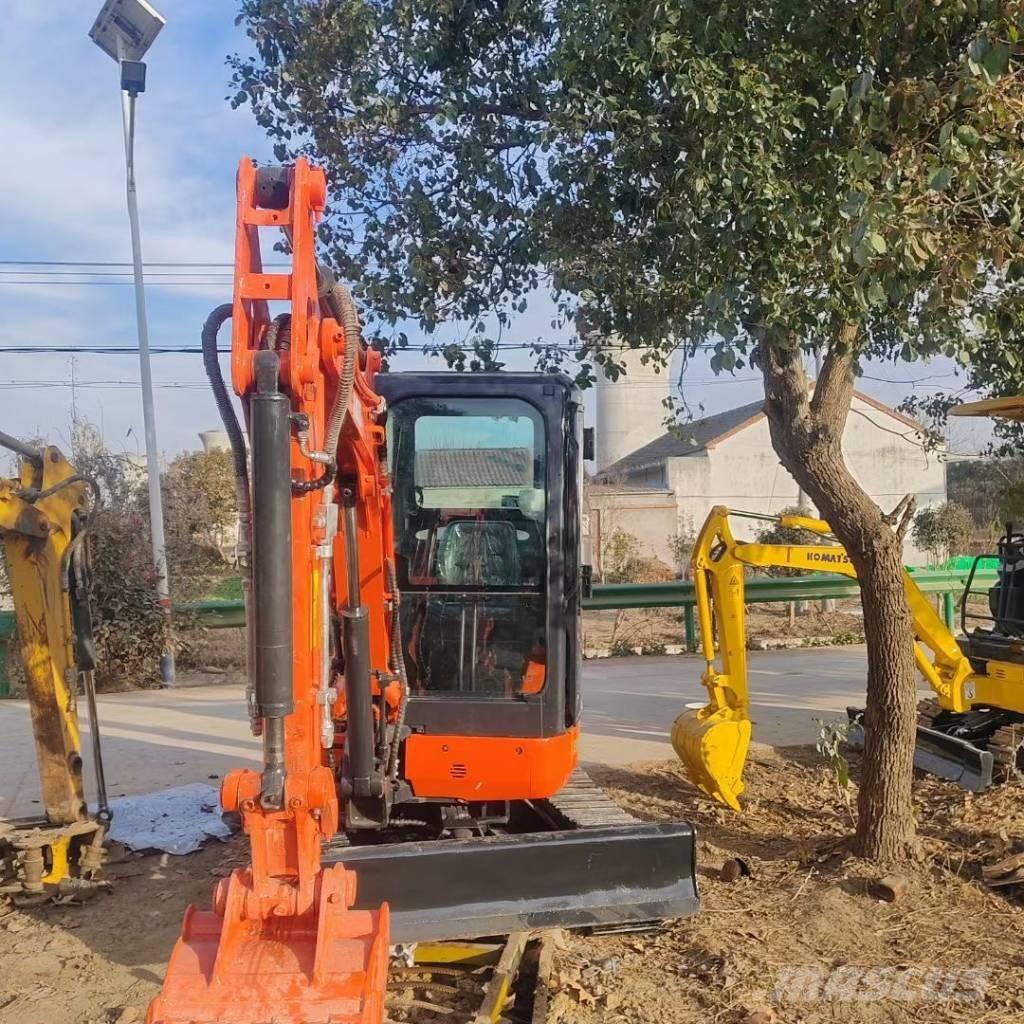 Kubota U 30 Мини-экскаваторы