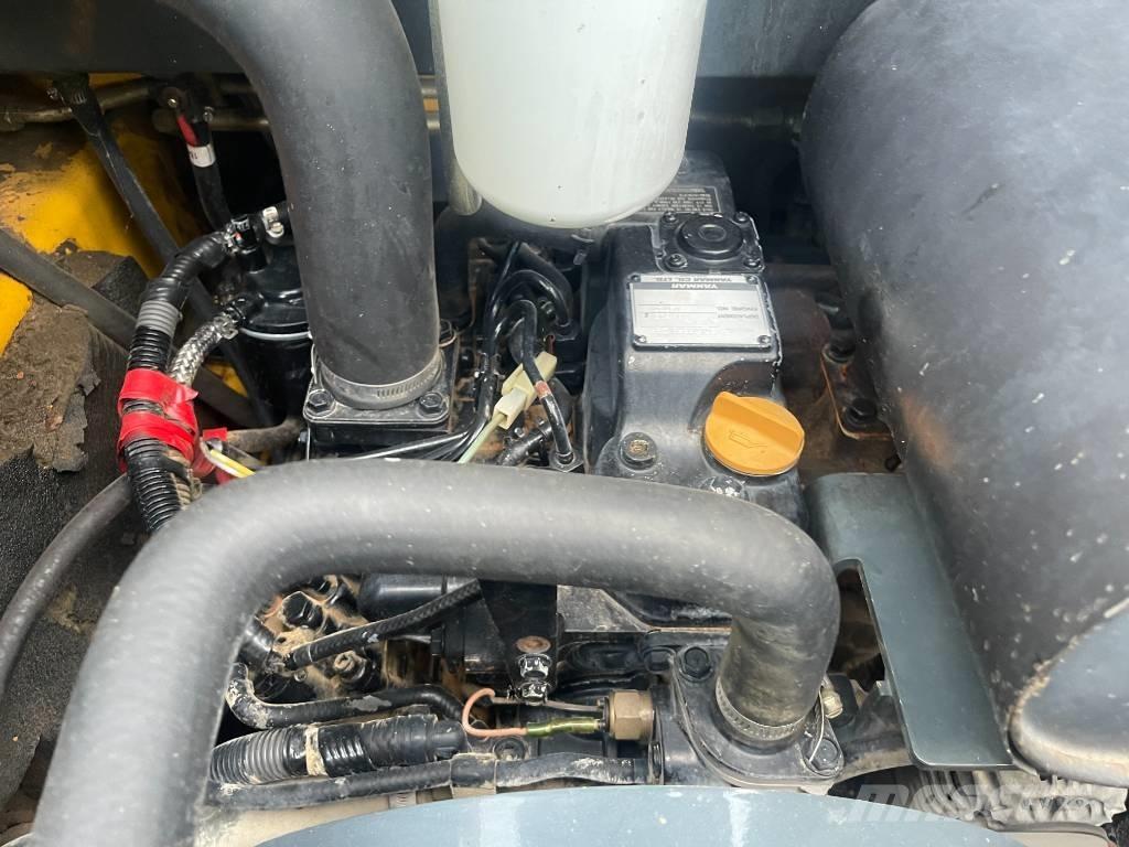 Gehl 3840 E     2015 Мини-погрузчики