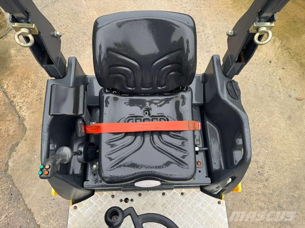 Bomag BW 120 AD-5 Катки тротуарные