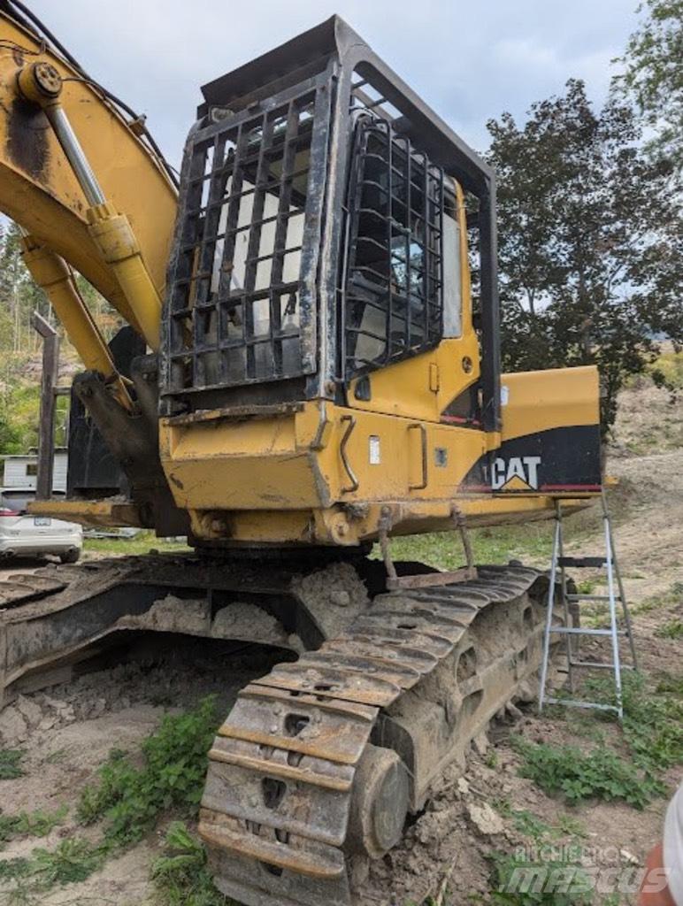 CAT 322 C Гусеничные экскаваторы