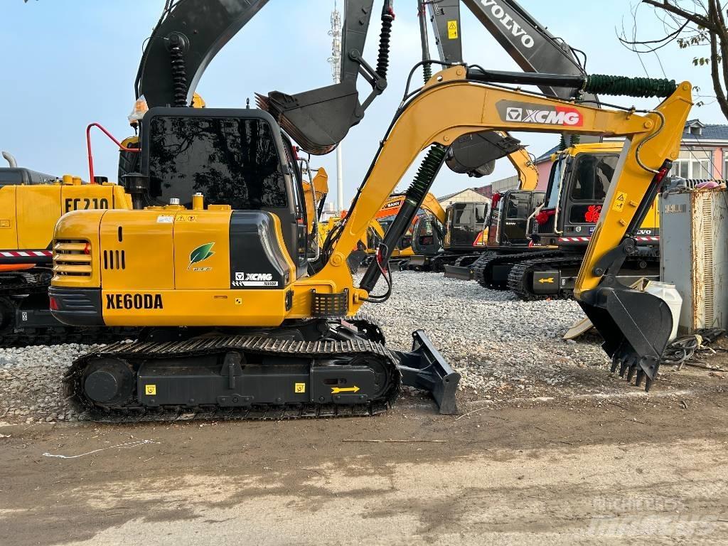 XCMG XE 60 D Мини-экскаваторы